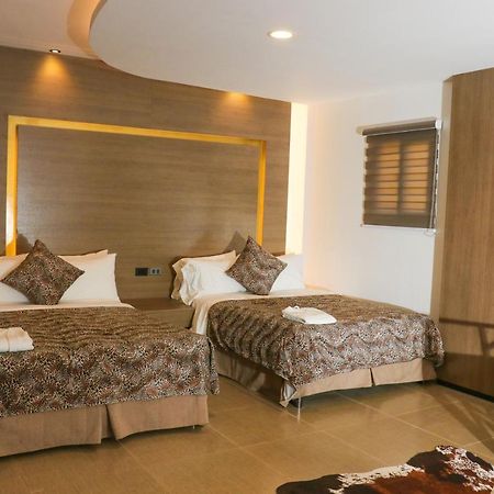 Safari Hotel And Villas Powered By Cocotel Bulala ภายนอก รูปภาพ